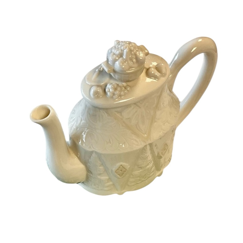 Lenox “Butler’s Pantry” Teapot